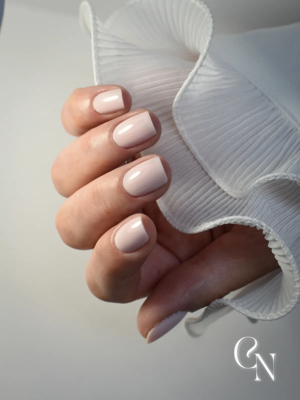 Ongles naturels mi-longs
